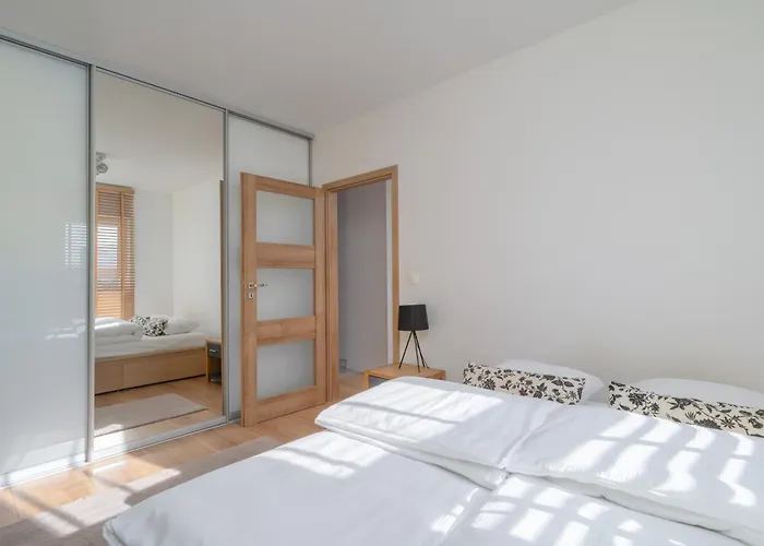 Citystay Wroblewskiego Z Parkingiem! *